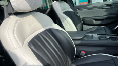 Kia EV9 282kW GT-Line S 99.8kWh AWD 5dr [6St] Auto Electric Estate